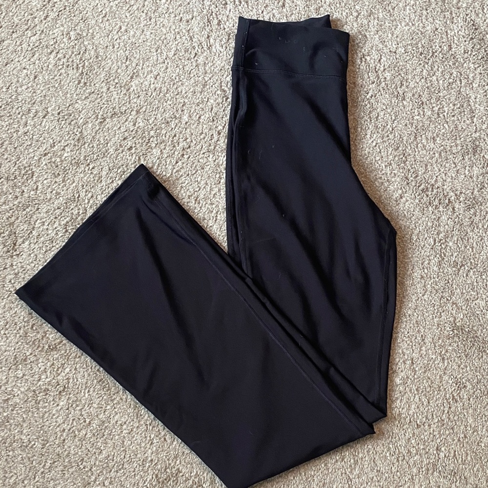 Old Navy Active Black Flare Leggings